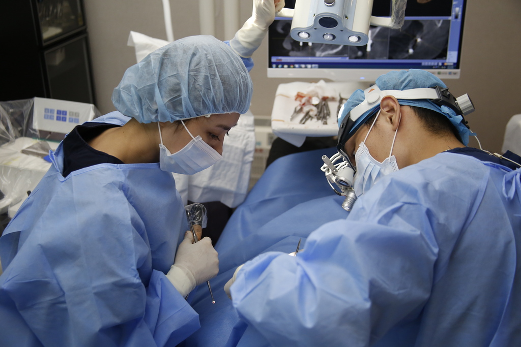 植牙手術是否能申請保臉理賠？