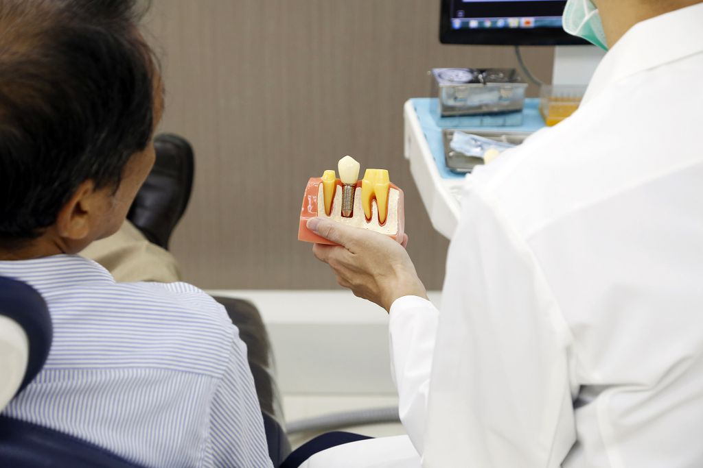 舒眠植牙流程｜看完這篇文章令你更加安心的完成植牙手術！
